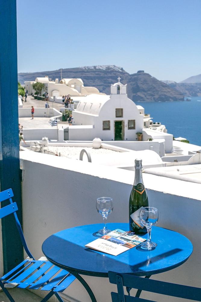 Stelios Rooms Oia  Bagian luar foto