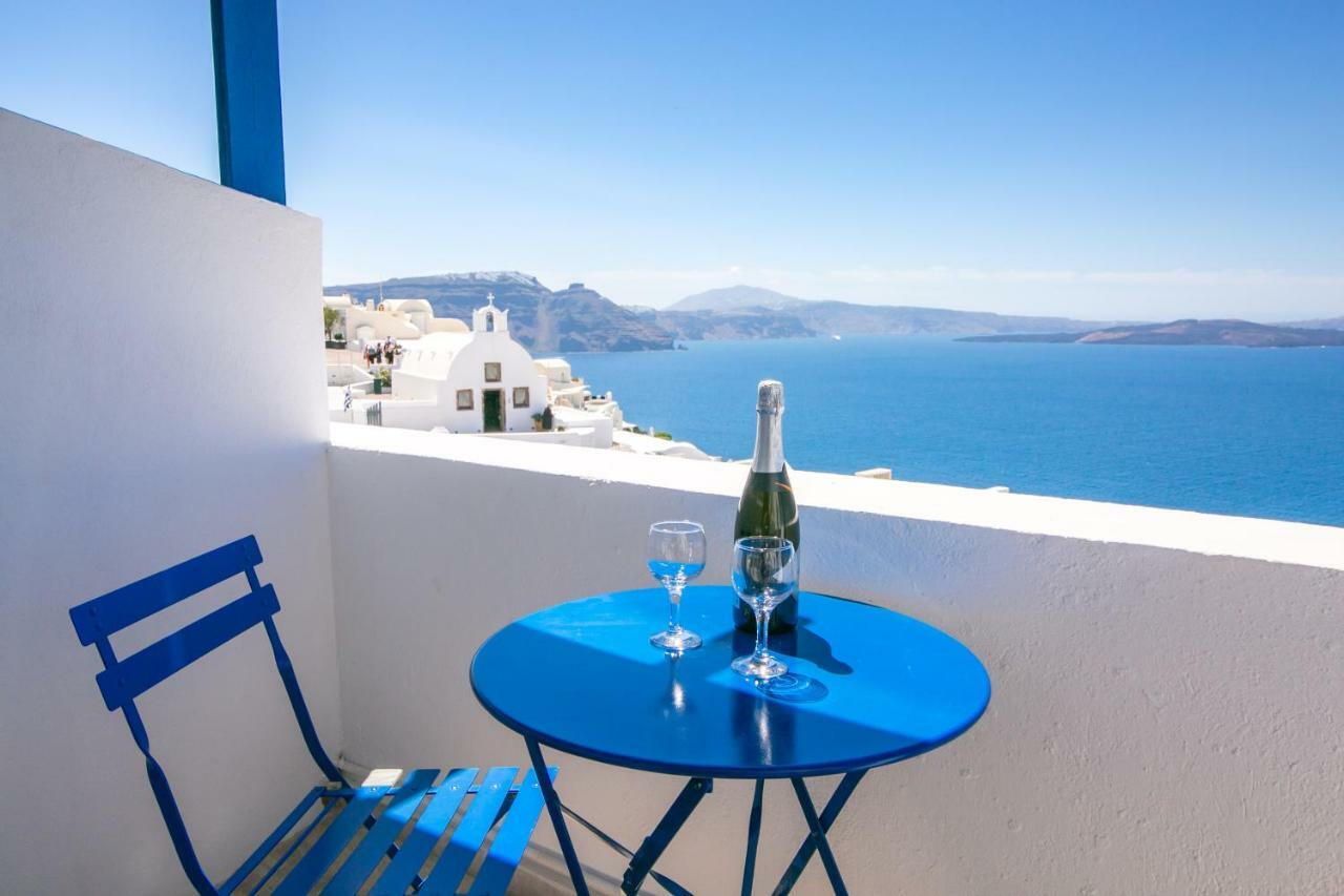 Stelios Rooms Oia  Bagian luar foto