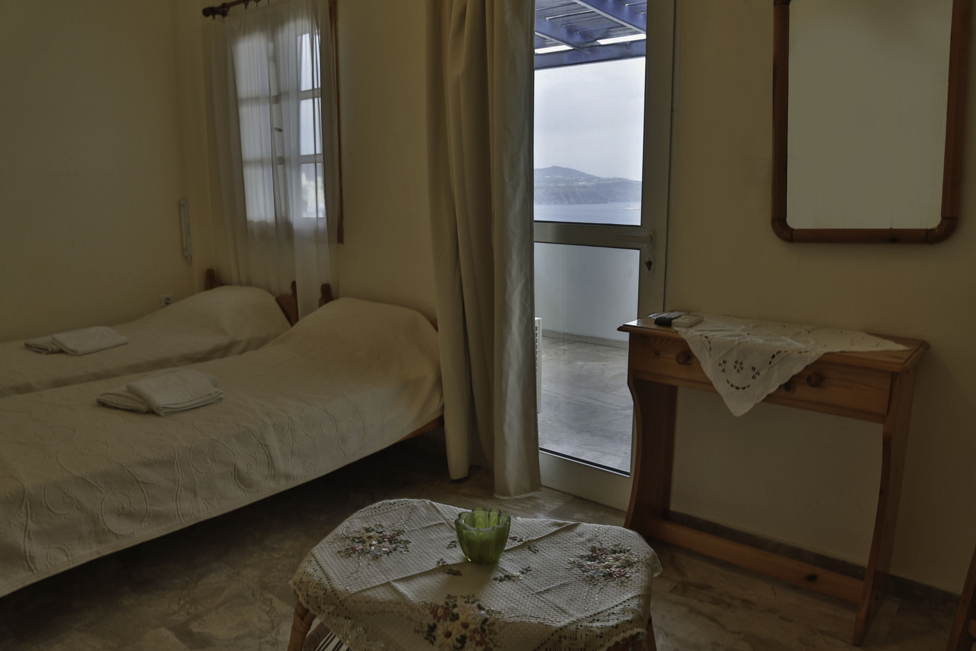 Stelios Rooms Oia  Bagian luar foto